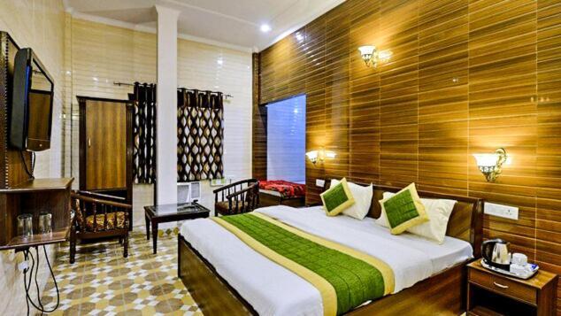 Hotel Holy City Amritsar Exterior photo